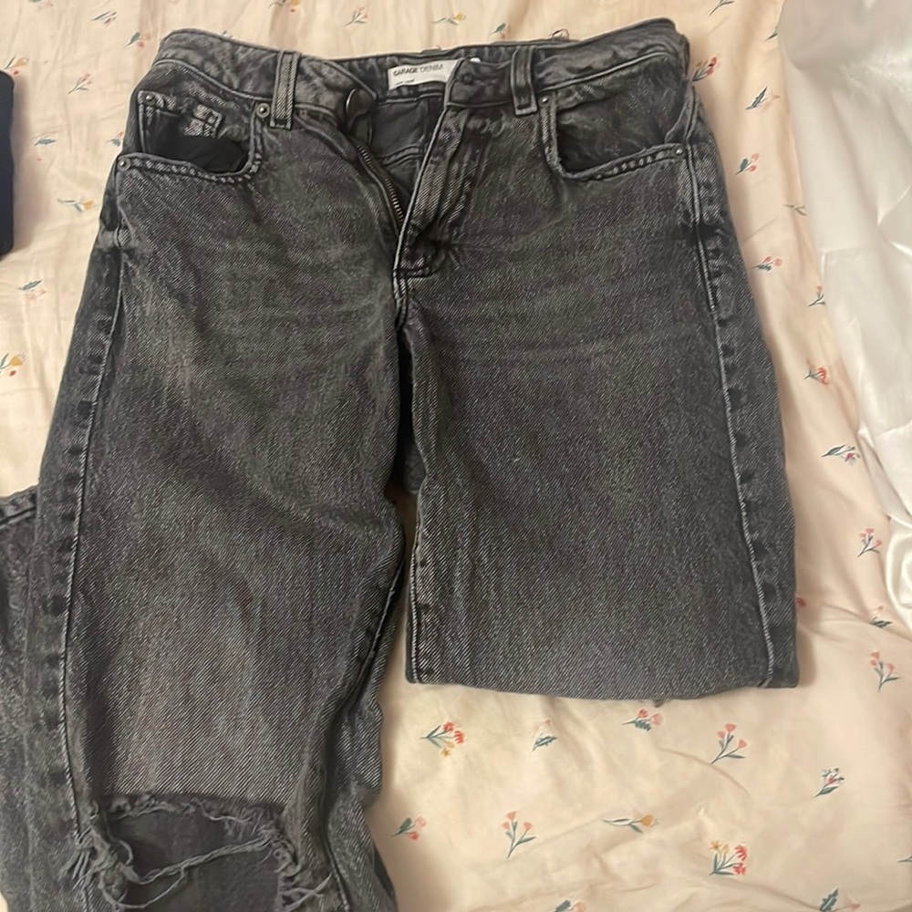 Garage Distressed Mom Jean